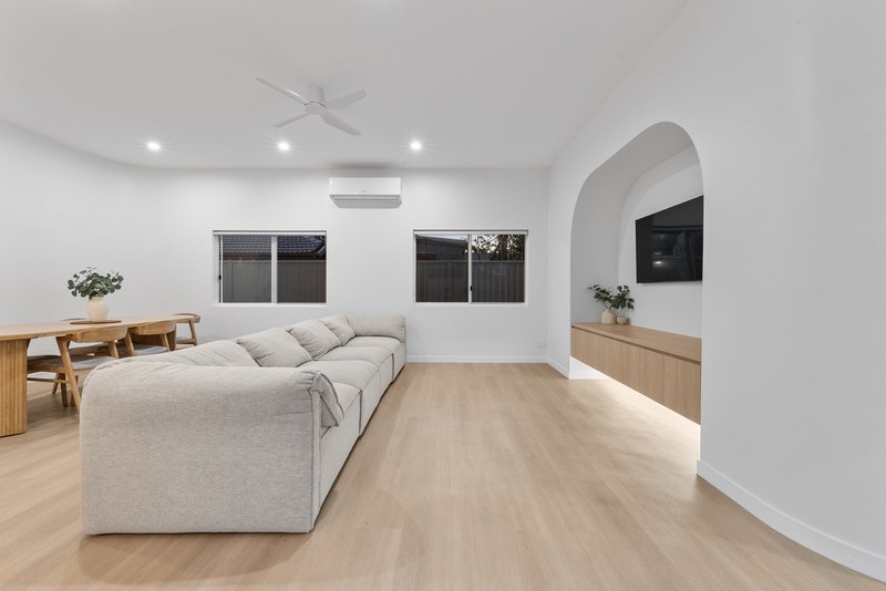 Photo - 87 Hansford Road, Coombabah QLD 4216 - Image 6