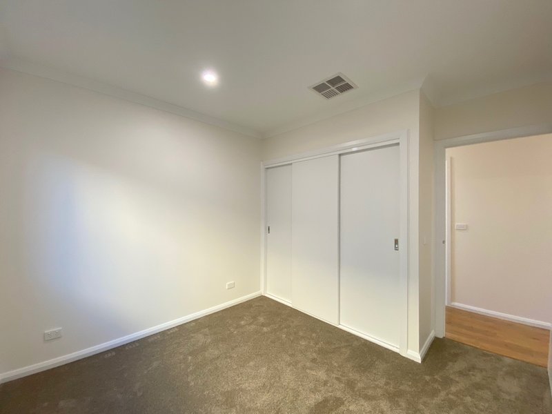 Photo - 87 Harvest Home Road, Epping VIC 3076 - Image 18