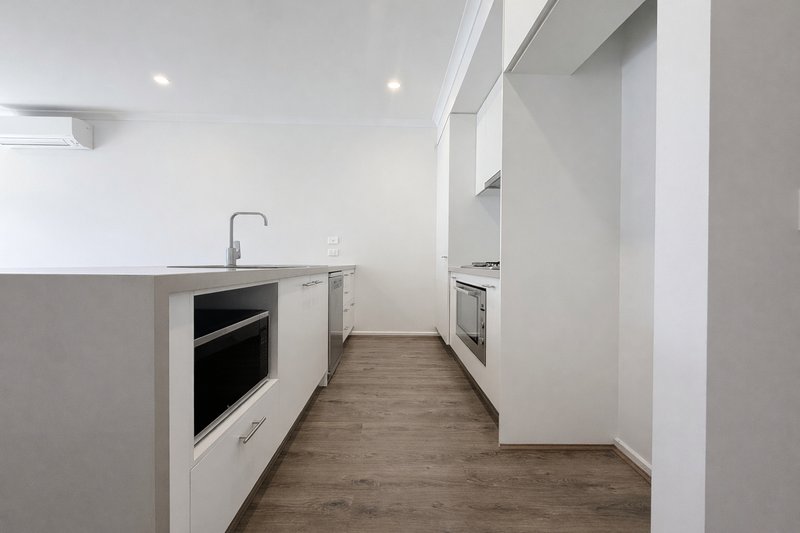 Photo - 87 Highpark Drive, Wollert VIC 3750 - Image 4