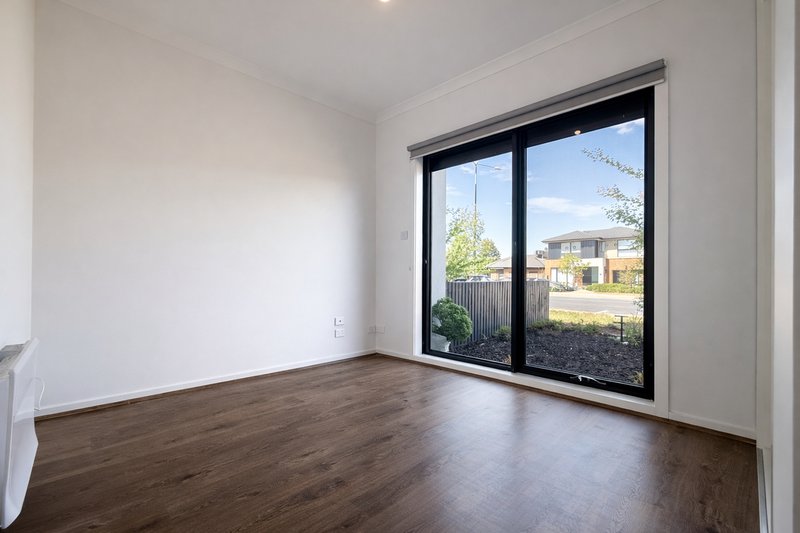 Photo - 87 Highpark Drive, Wollert VIC 3750 - Image 9