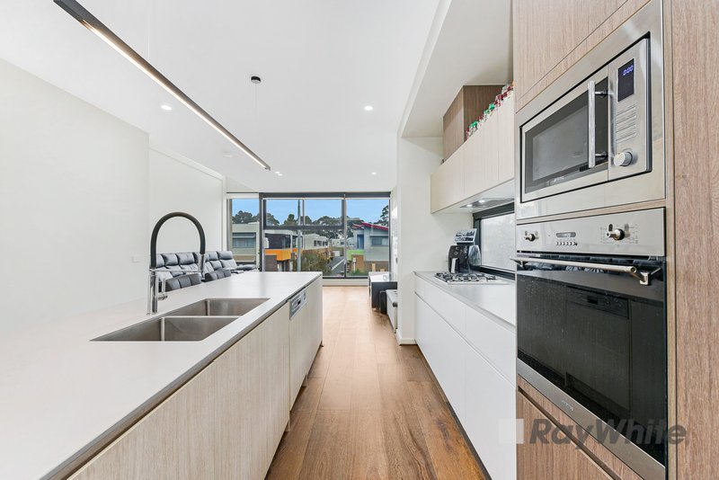 Photo - 8/7 Hornsby Street, Dandenong VIC 3175 - Image 5