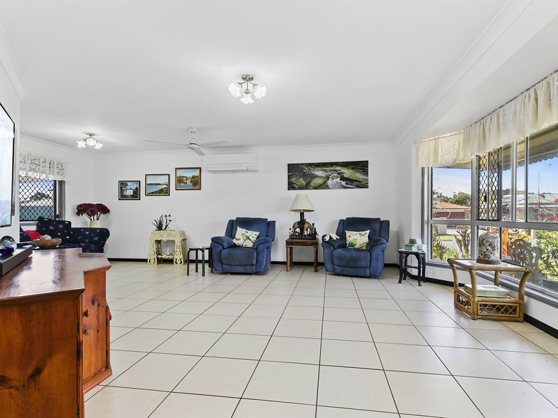 Photo - 87 Jasmin Drive, Bongaree QLD 4507 - Image 3