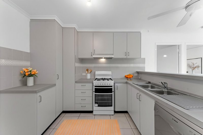 Photo - 8/7 Lofty Close, Palmerston ACT 2913 - Image 9