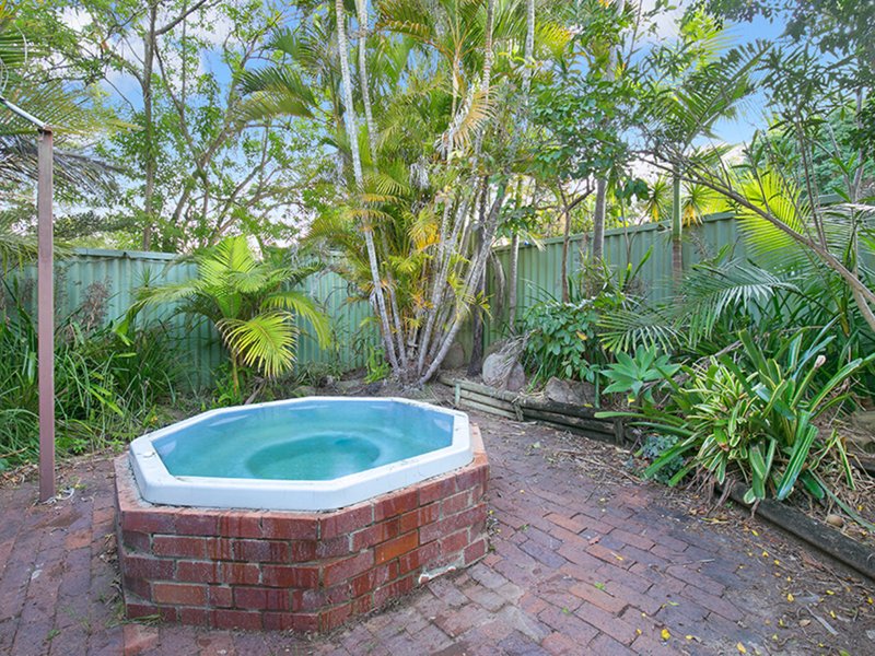 Photo - 87 Mallee Drive, Tanah Merah QLD 4128 - Image 4