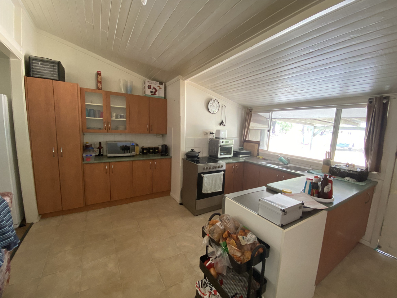 5-bedroom house at 87 Marian Street, Miles, QLD 4415, Western Downs, Queensland