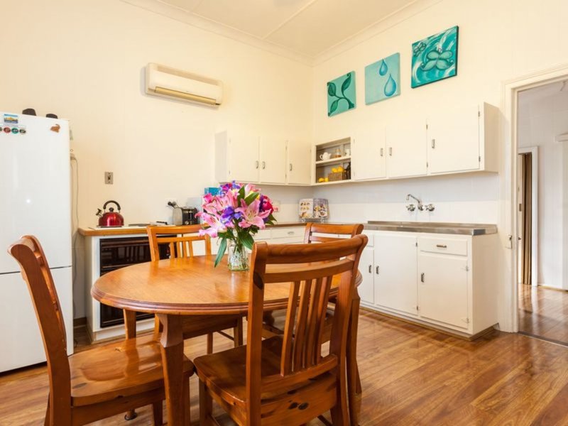 Photo - 87 Melbourne Street, Abermain NSW 2326 - Image 2