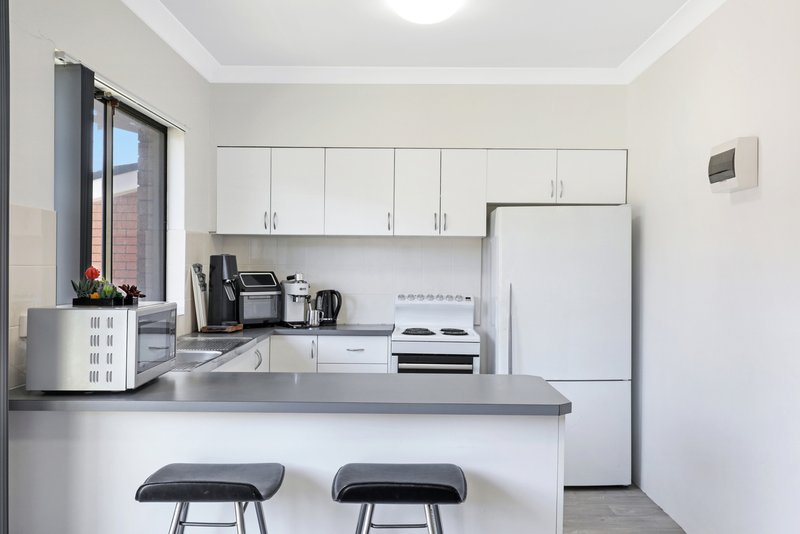 Photo - 8/7 Mercury Street, Wollongong NSW 2500 - Image 4