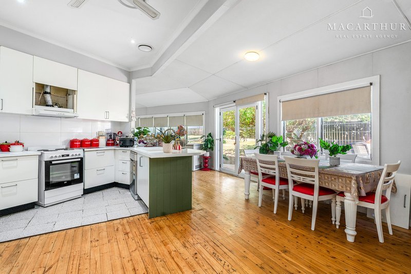 Photo - 87 Mitchelmore Street, Turvey Park NSW 2650 - Image 5