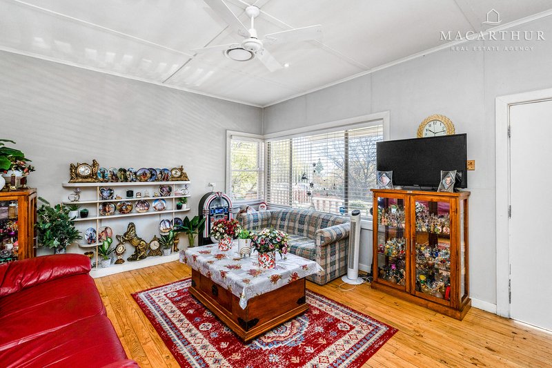 Photo - 87 Mitchelmore Street, Turvey Park NSW 2650 - Image 7