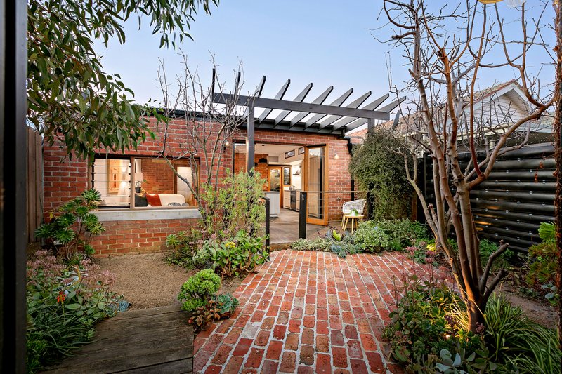 Photo - 87 O'Hea Street, Coburg VIC 3058 - Image 12