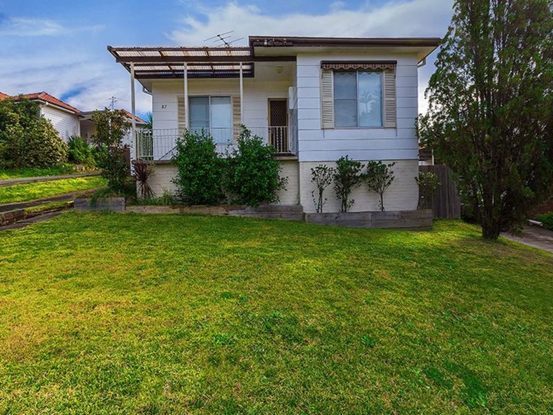 87 Old Belmont Road, Belmont North NSW 2280