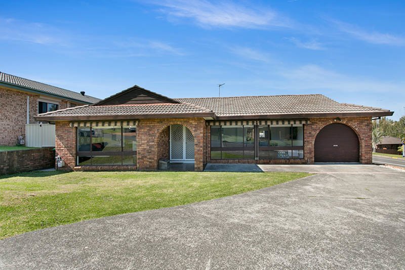 87 Parklands Drive, Shellharbour NSW 2529