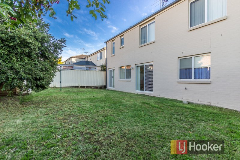 Photo - 87 Parkwood Street, Plumpton NSW 2761 - Image 10