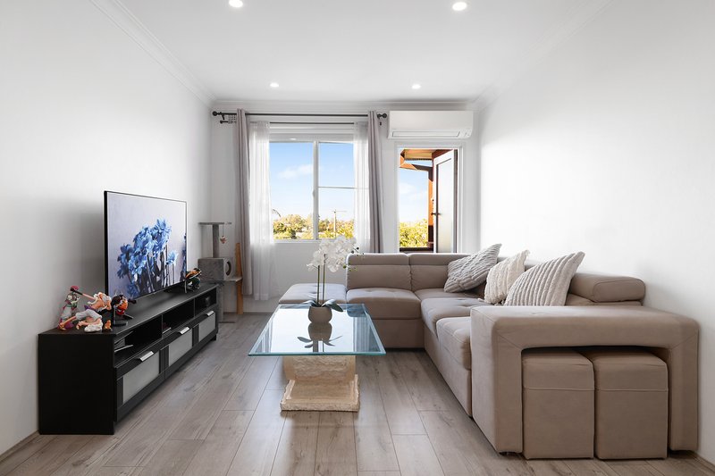 Photo - 8/7 Phillip Street, Roselands NSW 2196 - Image 1