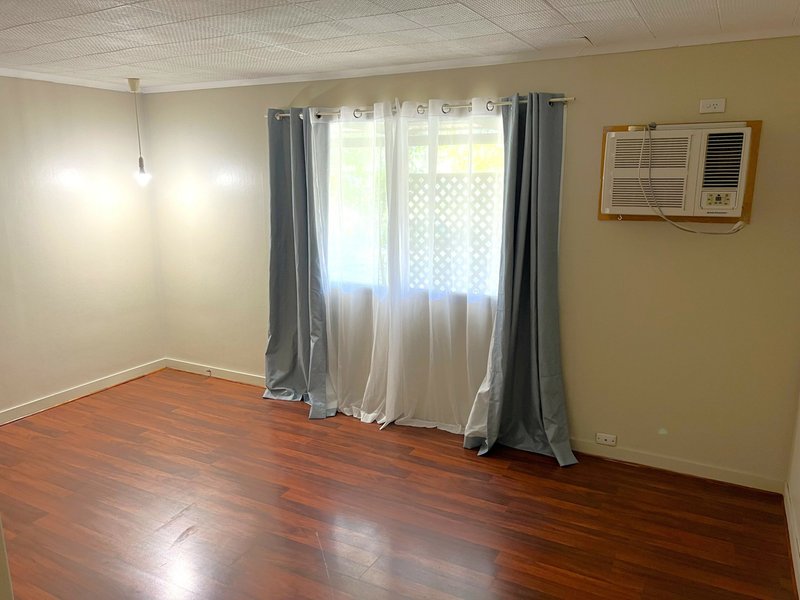 Photo - 87 Phipps Street West , Nanango QLD 4615 - Image 10