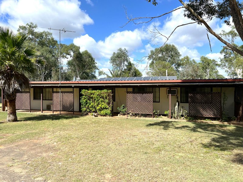 Photo - 87 Phipps Street West , Nanango QLD 4615 - Image 25