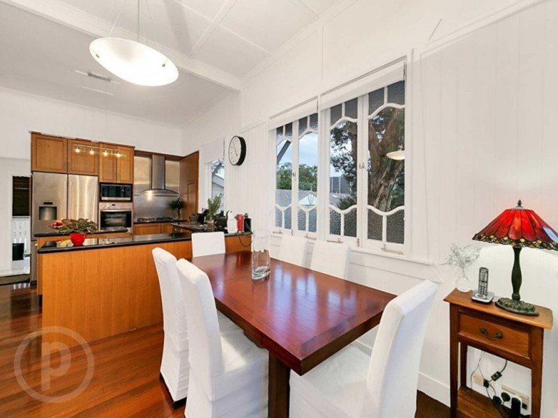 Photo - 87 Primrose Street, Sherwood QLD 4075 - Image 6