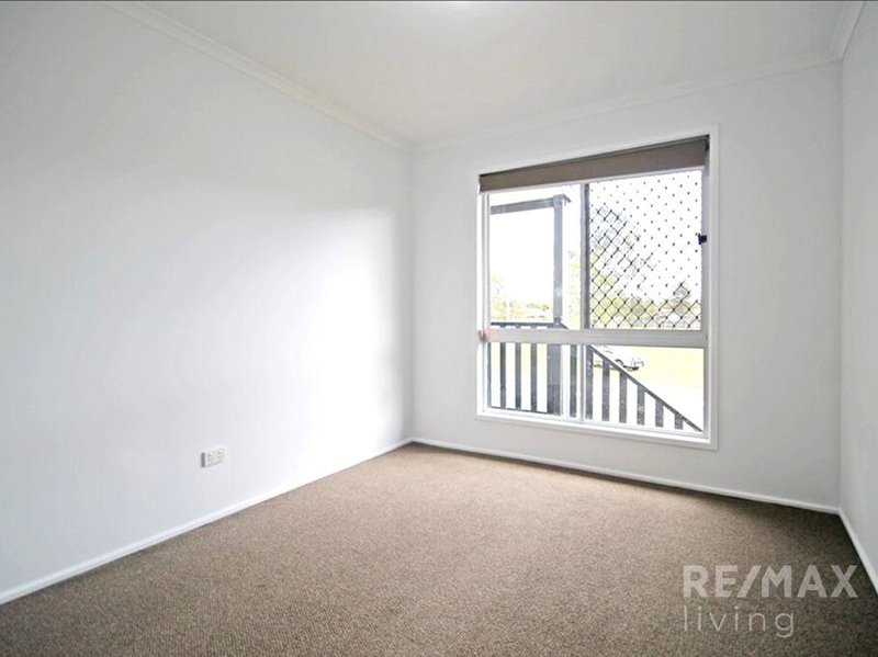 Photo - 87 Pumicestone Road, Caboolture QLD 4510 - Image 5