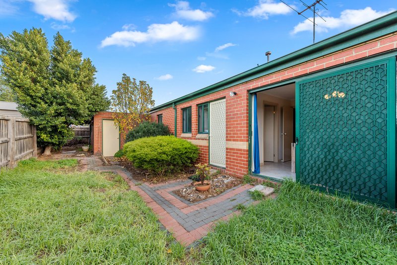 Photo - 8/7 Regan Street, St Albans VIC 3021 - Image 8