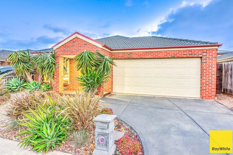 Photo - 87 Rose Grange Boulevard, Tarneit VIC 3029 - Image 3