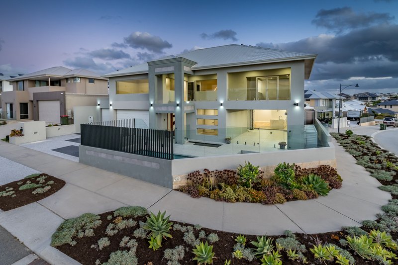 Photo - 87 Roundhouse Parade, Jindalee WA 6036 - Image 2