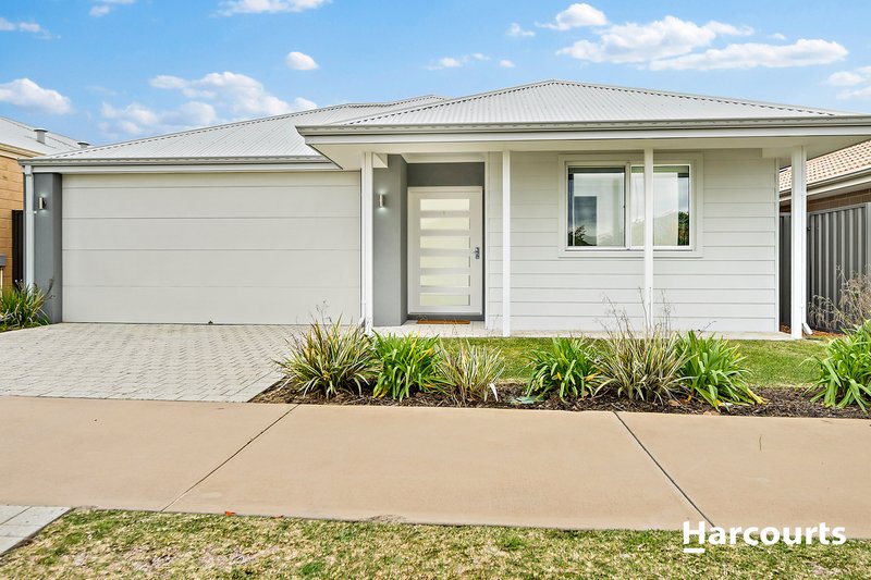 87 Serpentine Drive, South Guildford WA 6055