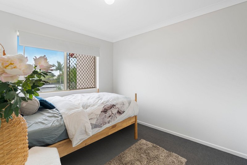 Photo - 8/7 Shields Street, Redcliffe QLD 4020 - Image 15