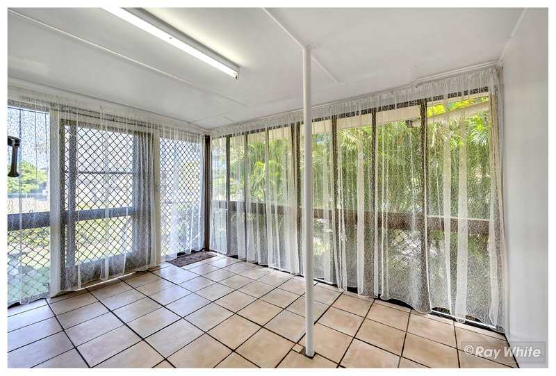 Photo - 87 Simpson Street, Frenchville QLD 4701 - Image 4