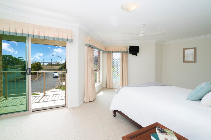 Photo - 87 Solander Esplanade, Banksia Beach QLD 4507 - Image 3