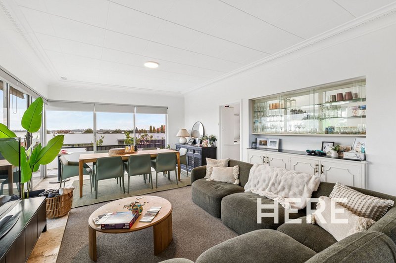 Photo - 87 Strickland Street, South Perth WA 6151 - Image 6