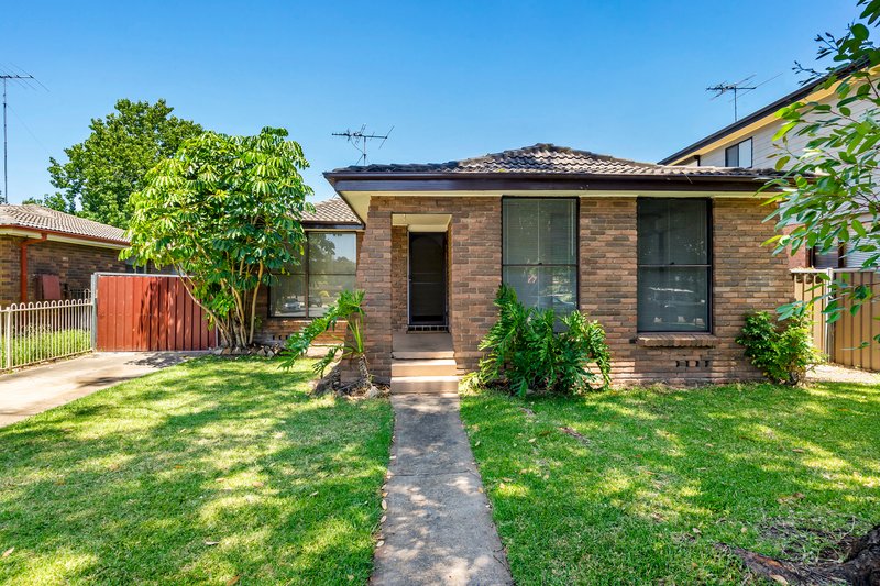 87 Tallagandra Drive, Quakers Hill NSW 2763