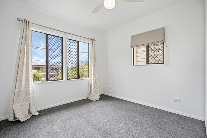 Photo - 87 Tenby Street, Mount Gravatt QLD 4122 - Image 5