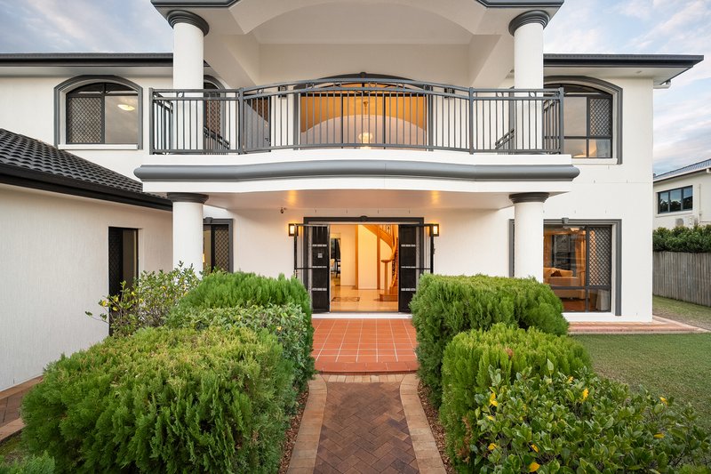 Photo - 87 The Parkway, Stretton QLD 4116 - Image 2