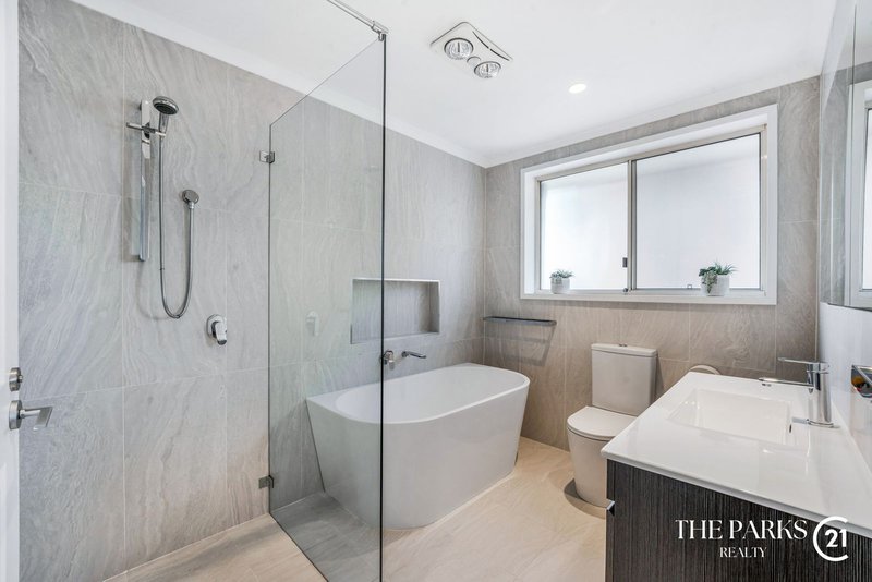 Photo - 87 Throsby Street, Fairfield Heights NSW 2165 - Image 8