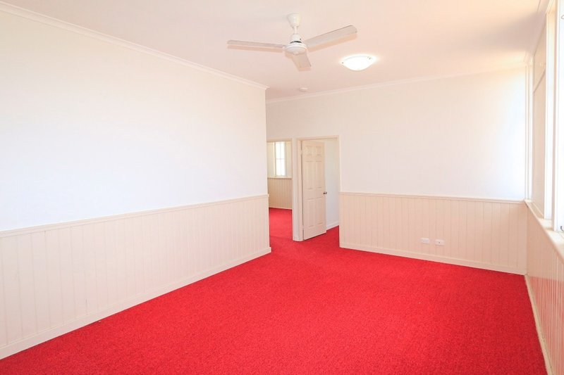 Photo - 87 Upper Dawson Road, Allenstown QLD 4700 - Image 7