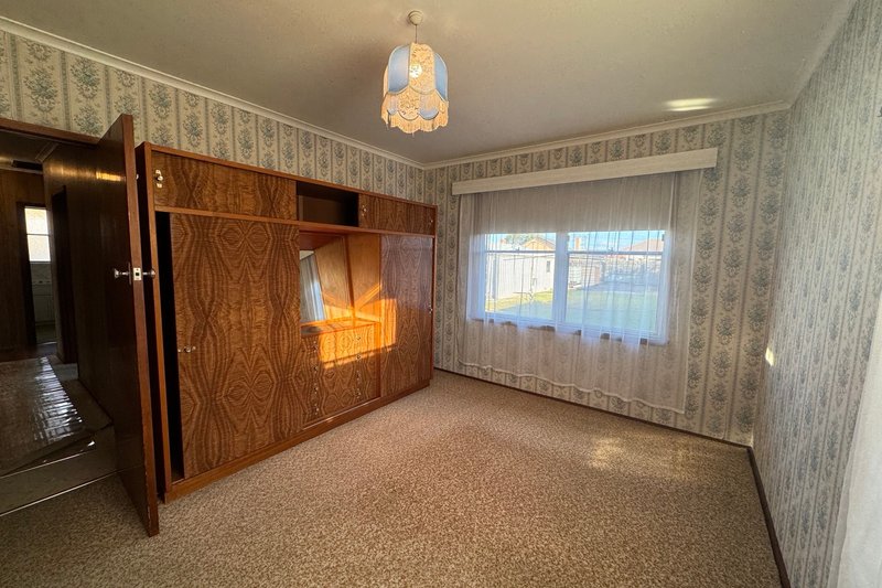 Photo - 87 Vermont Avenue, Corio VIC 3214 - Image 3
