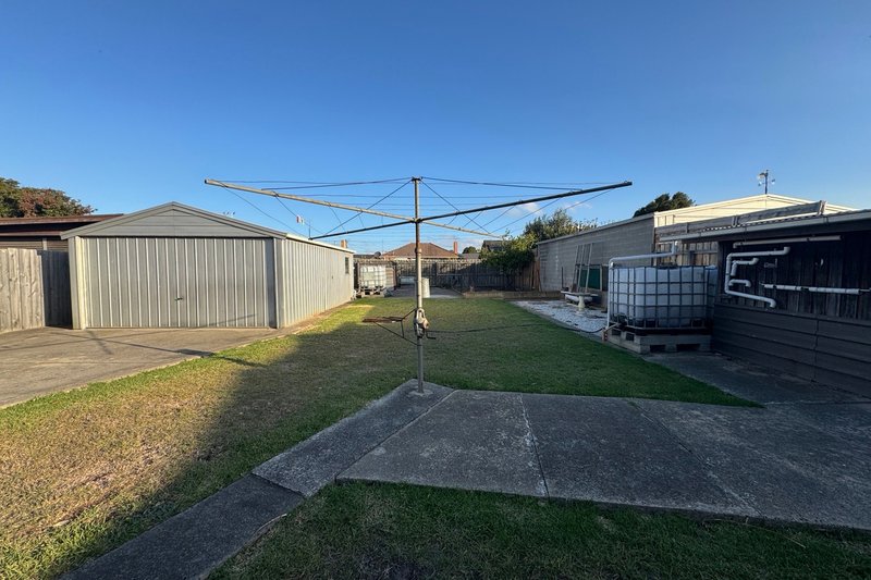 Photo - 87 Vermont Avenue, Corio VIC 3214 - Image 9