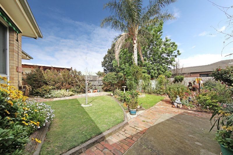 Photo - 87 Victor Road, Bentleigh East VIC 3165 - Image 10