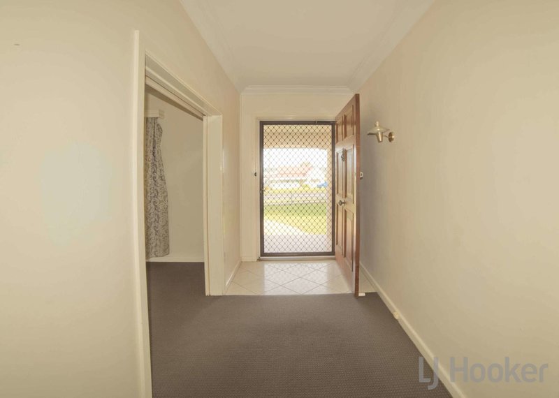 Photo - 87 Warialda Road, Inverell NSW 2360 - Image 4