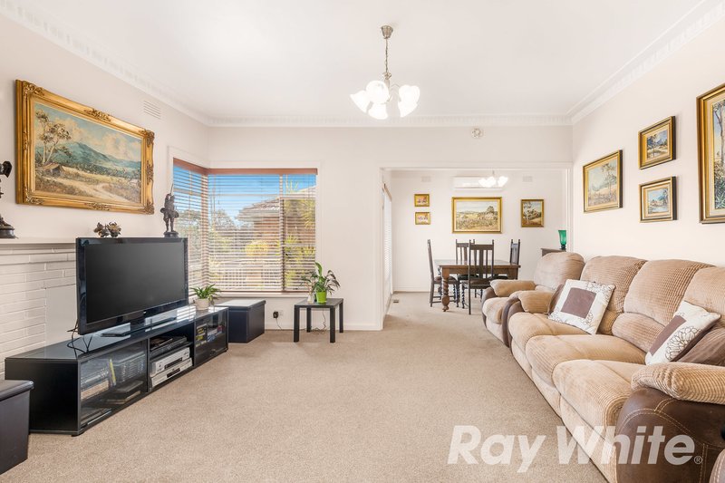 Photo - 87 Warrigal Road, Surrey Hills VIC 3127 - Image 2