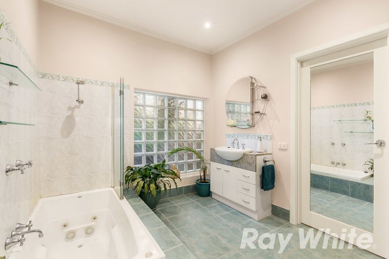 Photo - 87 Warrigal Road, Surrey Hills VIC 3127 - Image 6