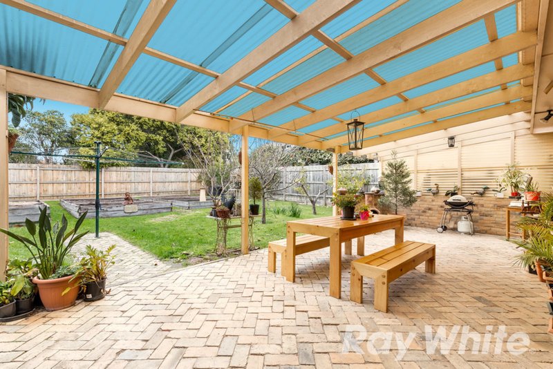 Photo - 87 Warrigal Road, Surrey Hills VIC 3127 - Image 7