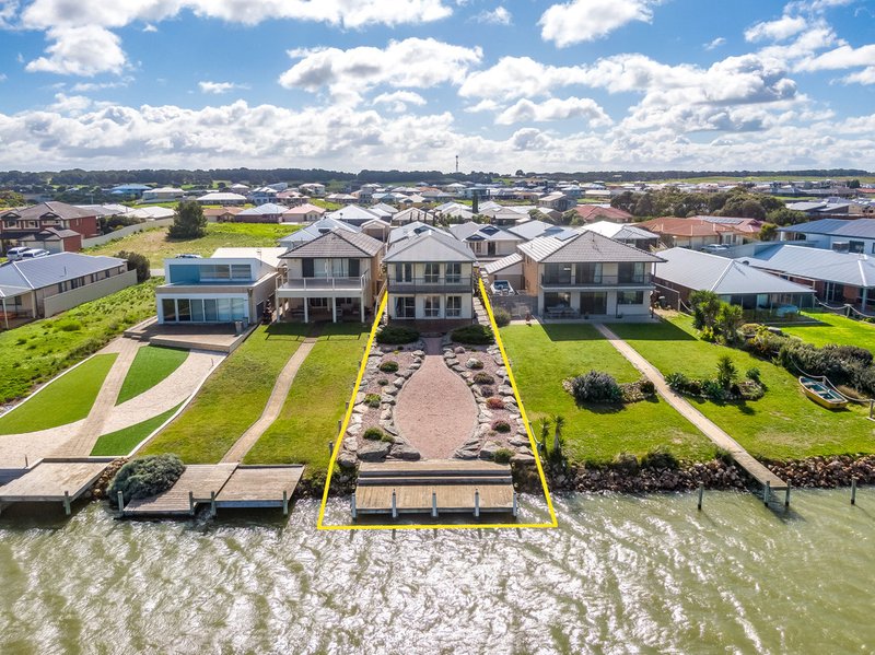 Photo - 87 Wentworth Parade, Hindmarsh Island SA 5214 - Image 3