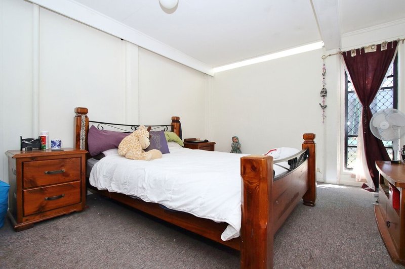 Photo - 87 Wildey Street, Raceview QLD 4305 - Image 10