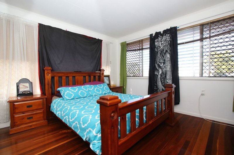 Photo - 87 Wildey Street, Raceview QLD 4305 - Image 12