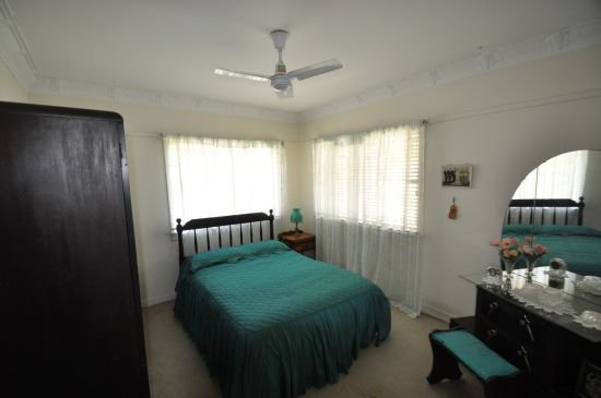 Photo - 87 Wishart Road, Upper Mount Gravatt QLD 4122 - Image 7