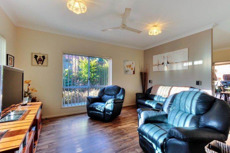 Photo - 8/7 Wooraka Street, Rochedale South QLD 4123 - Image 3