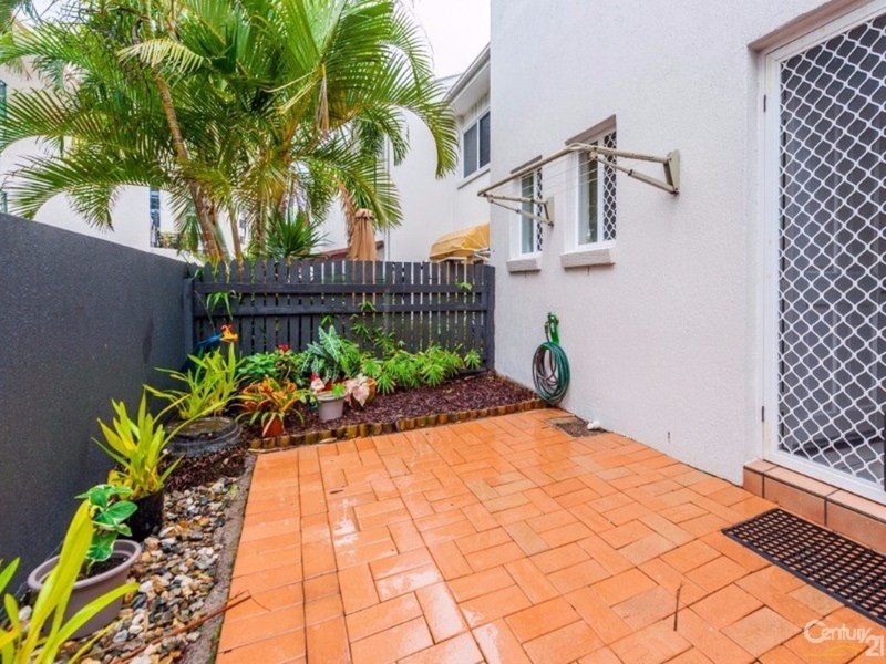 Photo - 8/70-72 Sixth Avenue, Maroochydore QLD 4558 - Image 7