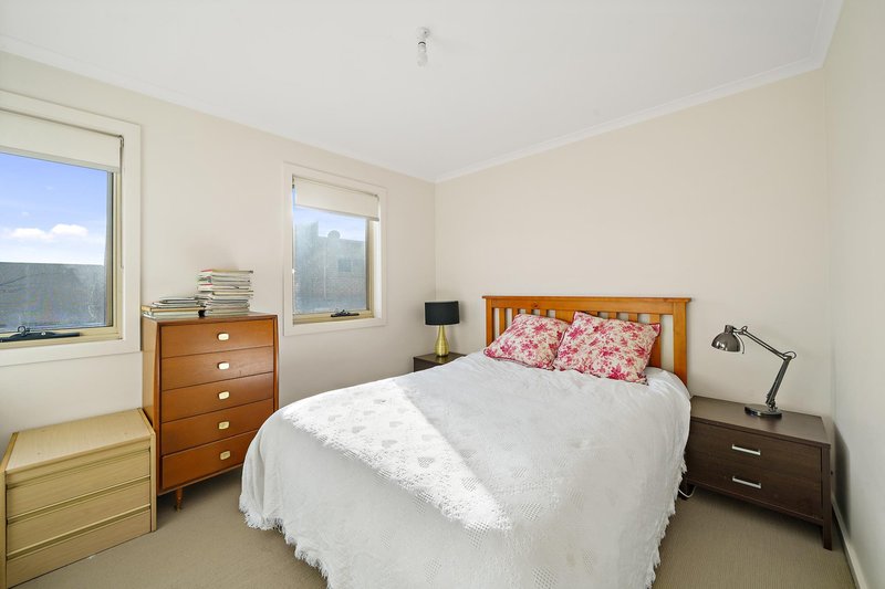 Photo - 8/70 Kings Canyon Street, Harrison ACT 2914 - Image 10