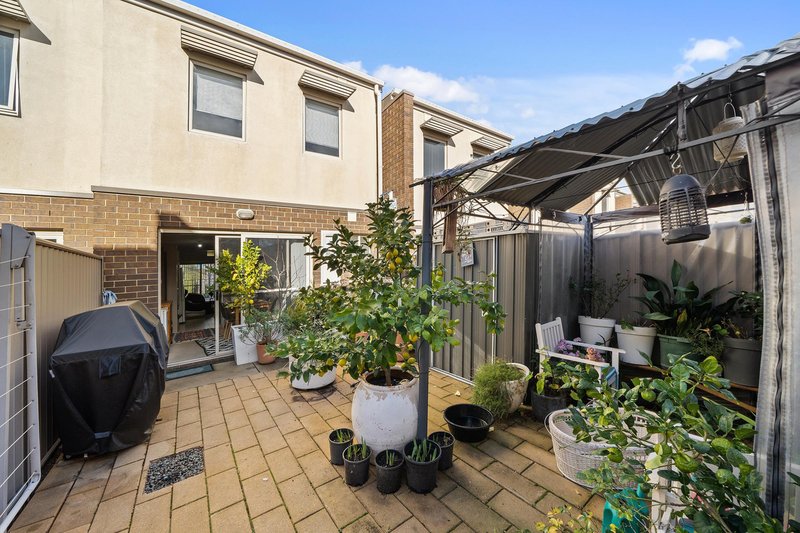 Photo - 8/70 Kings Canyon Street, Harrison ACT 2914 - Image 13